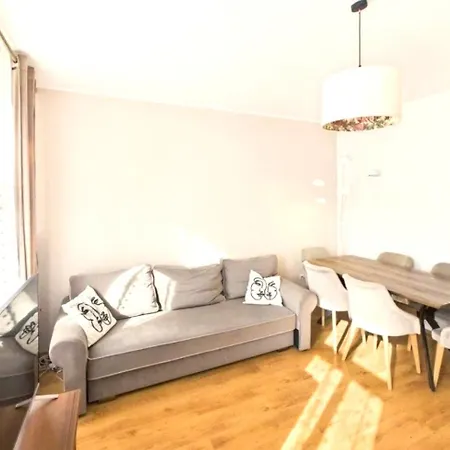 Przy Jeziorze نوفوغارد