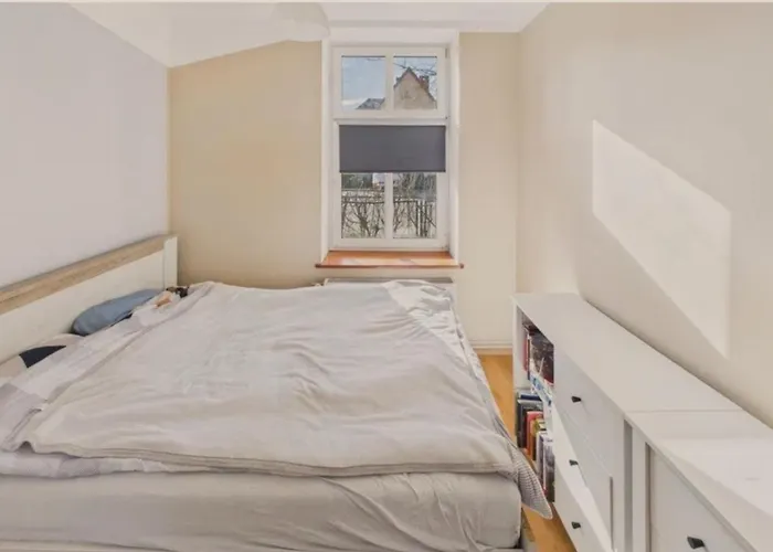 度假居 Przy Jeziorze 诺沃加德